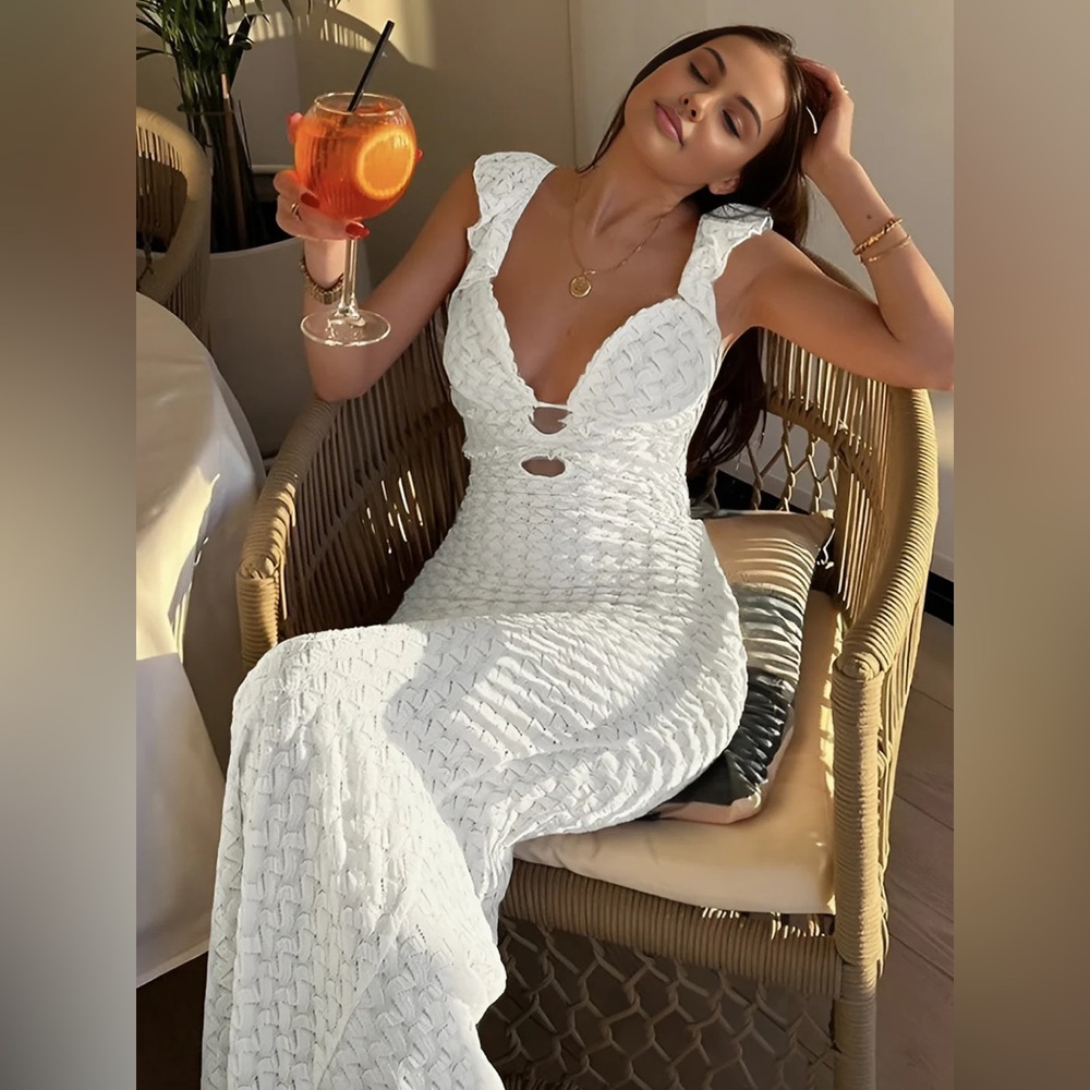Commense White Maxi Dress